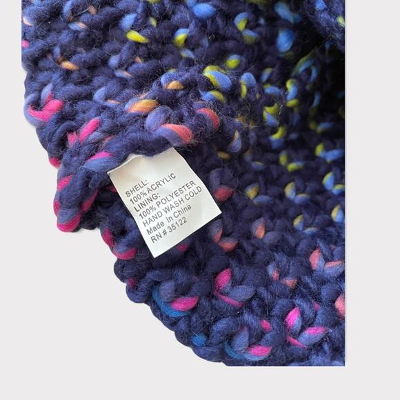 Trufit Ladies’ Cable Knit Winter Hat Blue NWT One Size - Picture 4 of 6